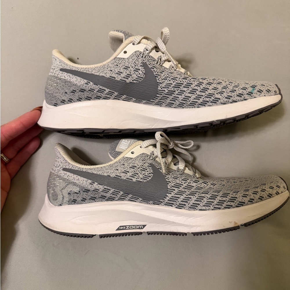 Like new! Nike Air Zoom Pegasus Sneakers in “Phantom”